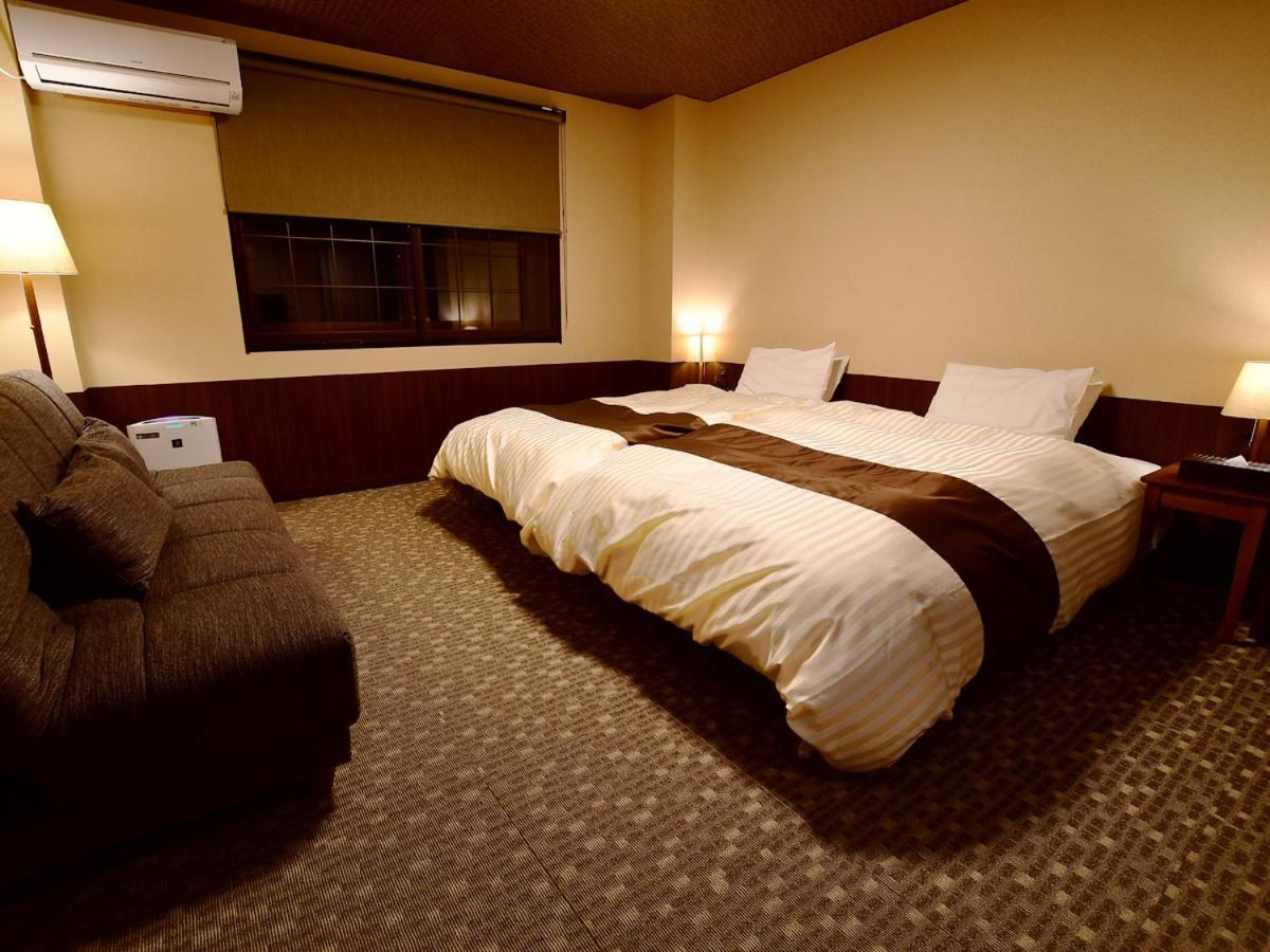 Kutsurogijyuku Shintaki Hotel Айдзувакамацу Екстериор снимка