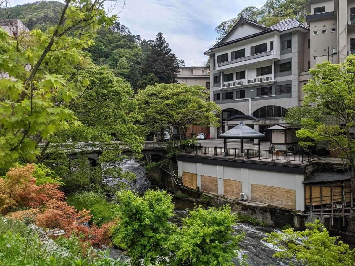 Kutsurogijyuku Shintaki Hotel Айдзувакамацу Екстериор снимка