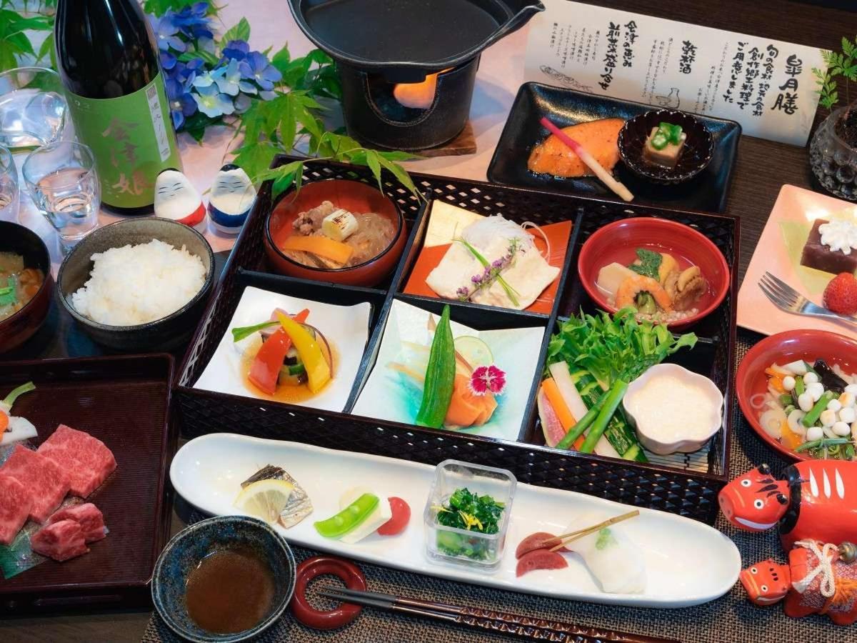 Kutsurogijyuku Shintaki Hotel Айдзувакамацу Екстериор снимка