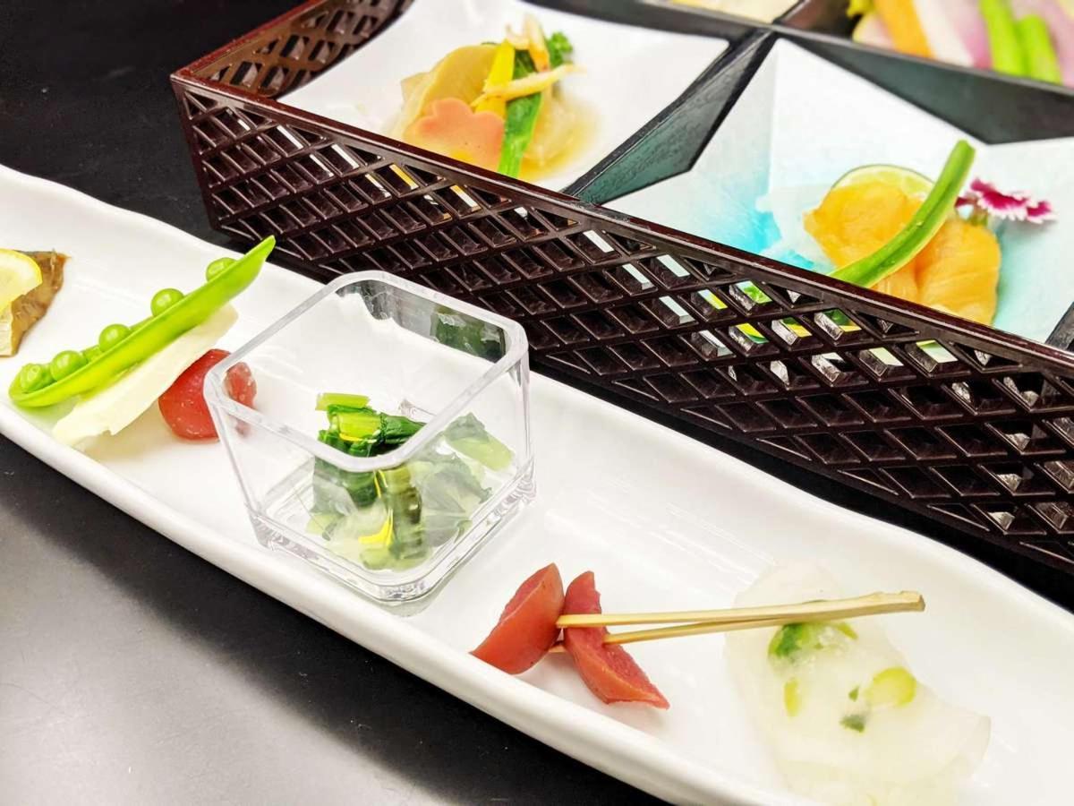 Kutsurogijyuku Shintaki Hotel Айдзувакамацу Екстериор снимка