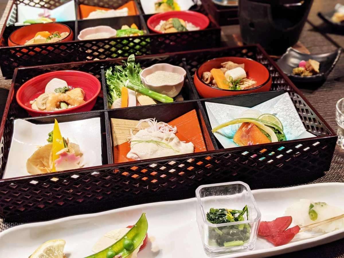 Kutsurogijyuku Shintaki Hotel Айдзувакамацу Екстериор снимка